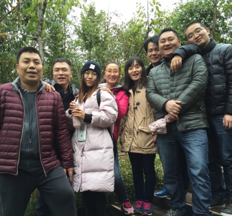 這里的水，滿江春意；